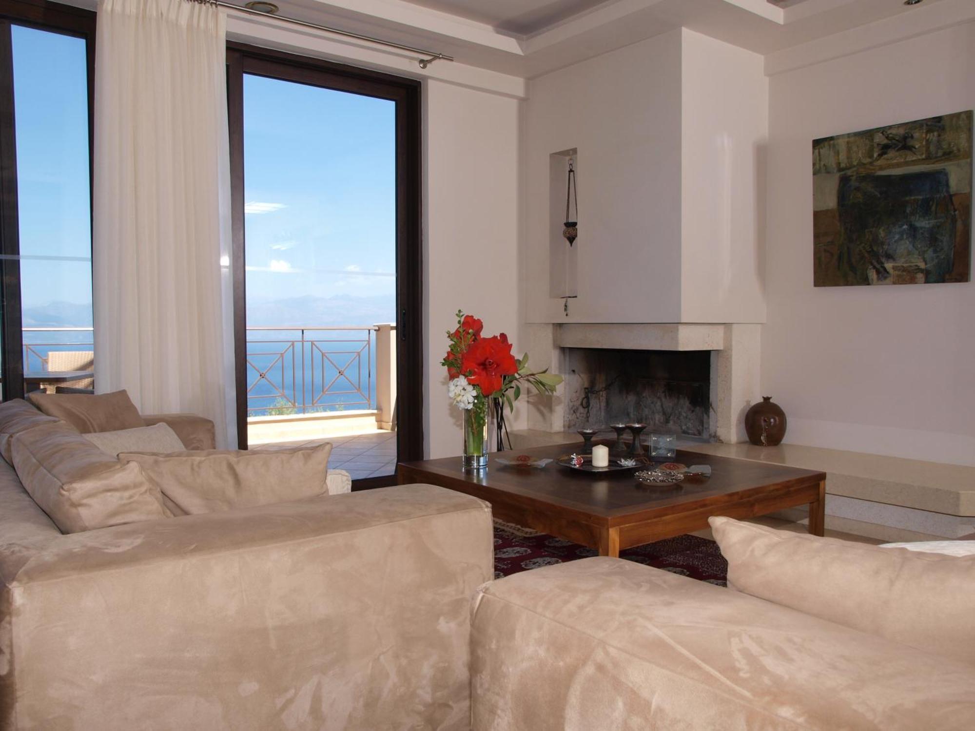 Hotel Theasi Диакопто Екстериор снимка
