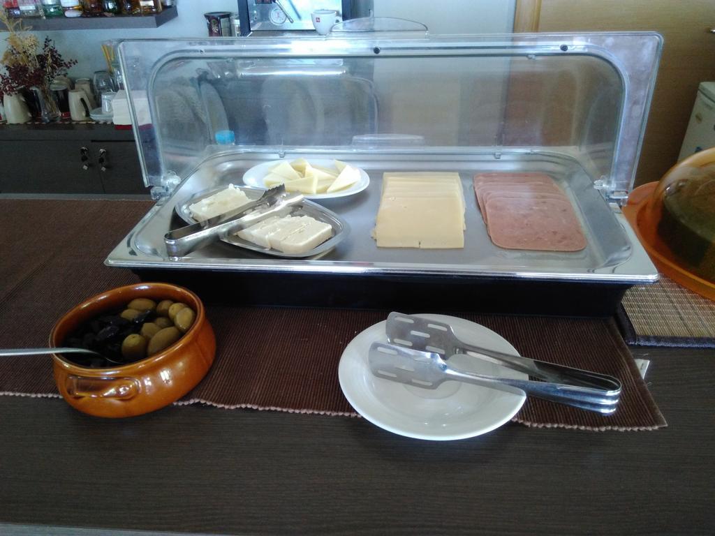 Hotel Theasi Диакопто Екстериор снимка